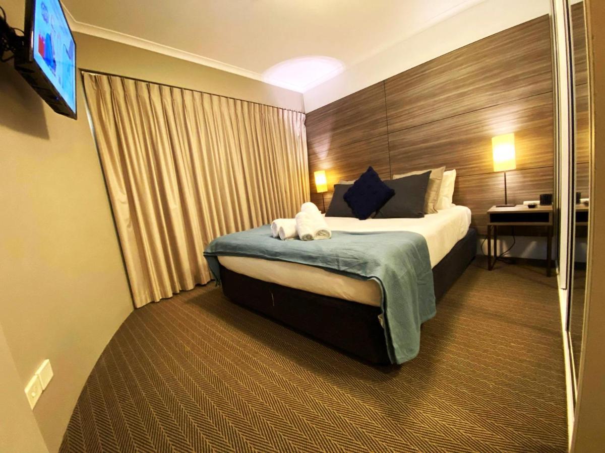 2 Bed 2 Bath Apartment In Braddon, Canberra - Pool, Gym And Free Parking Exterior foto