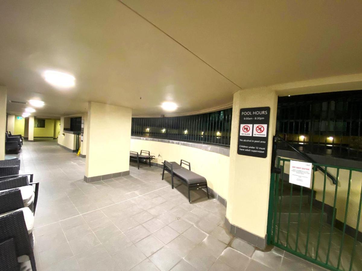 2 Bed 2 Bath Apartment In Braddon, Canberra - Pool, Gym And Free Parking Exterior foto